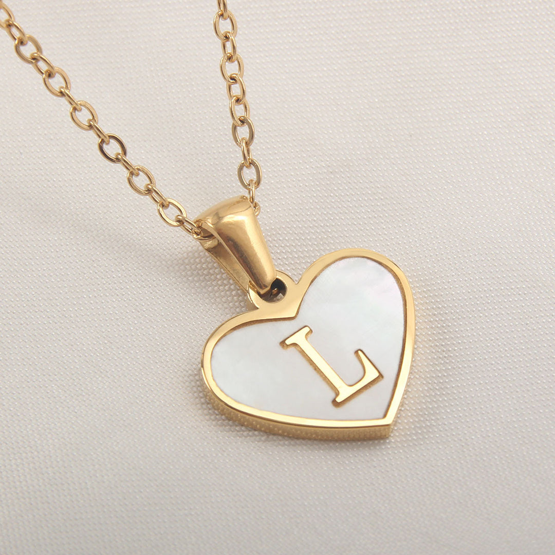 26 Letter Heart-shaped Necklace White Shell Love Clavicle Chain Fashion Personalized Necklace For Women Jewelry Valentine's Day